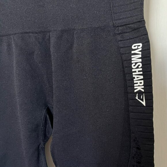 NWOT GYMSHARK ENERGY SEAMLESS CROPPED LEGGINGS SIZE XS - Picture 6 of 11